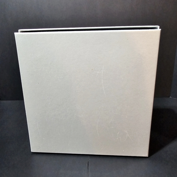 Empty Box Dolce & Gabbana Light Blue 8.75"×8.75"×3.5"  Box "SEE PHOTOS" - Picture 3 of 14